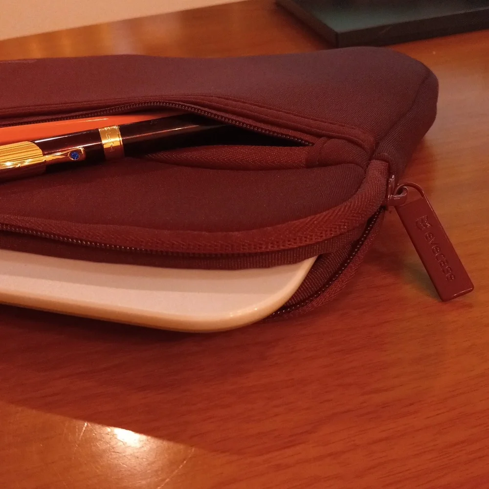 Evecase Tablet IPad Portable Padded Zipper Case Burgundy Pouch Bag With Hardware